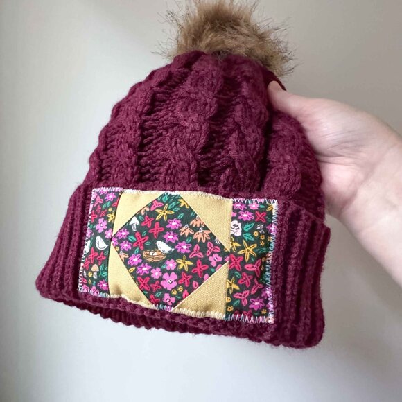 Chunky Burgundy Knit Toque with Custom Quilt Block & Sherpa Fleece Lining - Picture 7 of 10